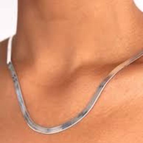 Funky Gold Plated Artificial Stones Chain