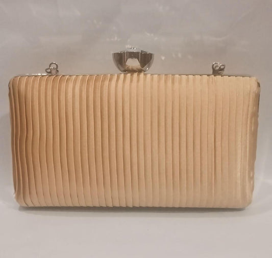 Girl's Rexine Textured Fancy Clutch